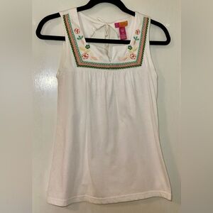 “Catch My I” White Sleeveless Top